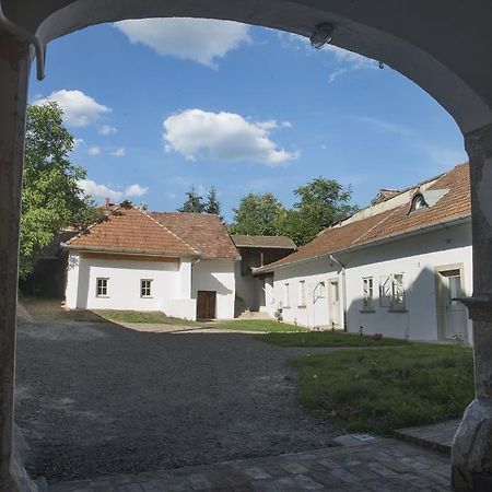 Plitzner Belvárosi Apartmanház Eger Exterior foto