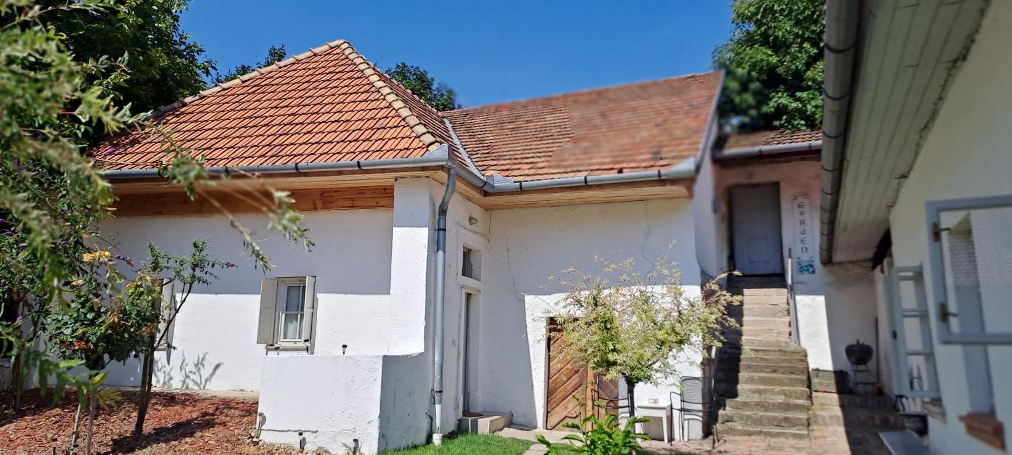 Plitzner Belvárosi Apartmanház Eger Exterior foto
