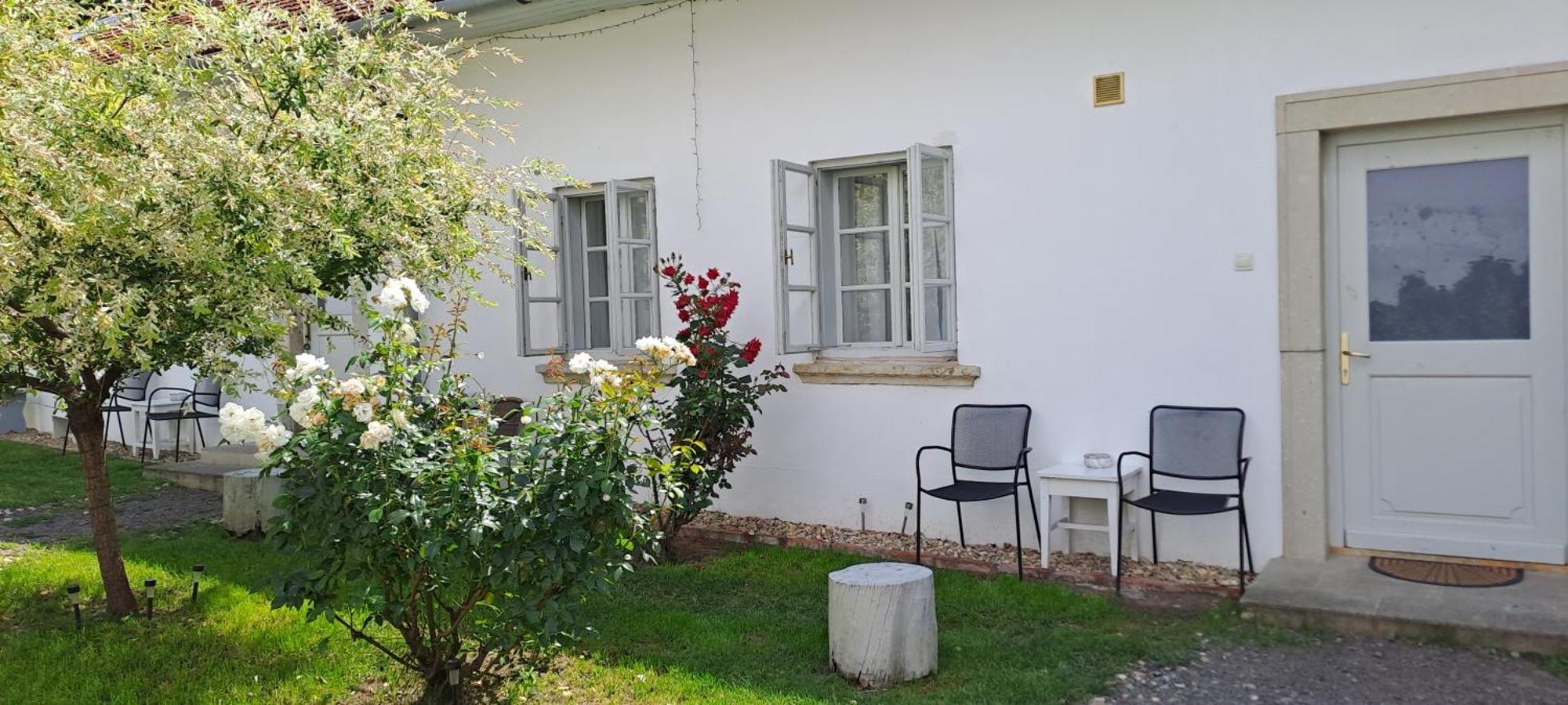 Plitzner Belvárosi Apartmanház Eger Habitación foto