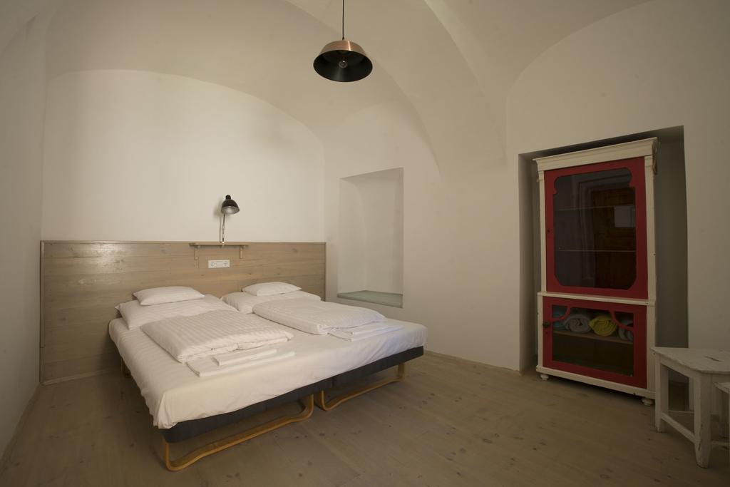 Plitzner Belvárosi Apartmanház Eger Exterior foto
