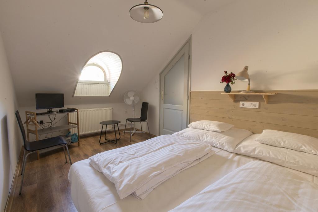 Plitzner Belvárosi Apartmanház Eger Exterior foto