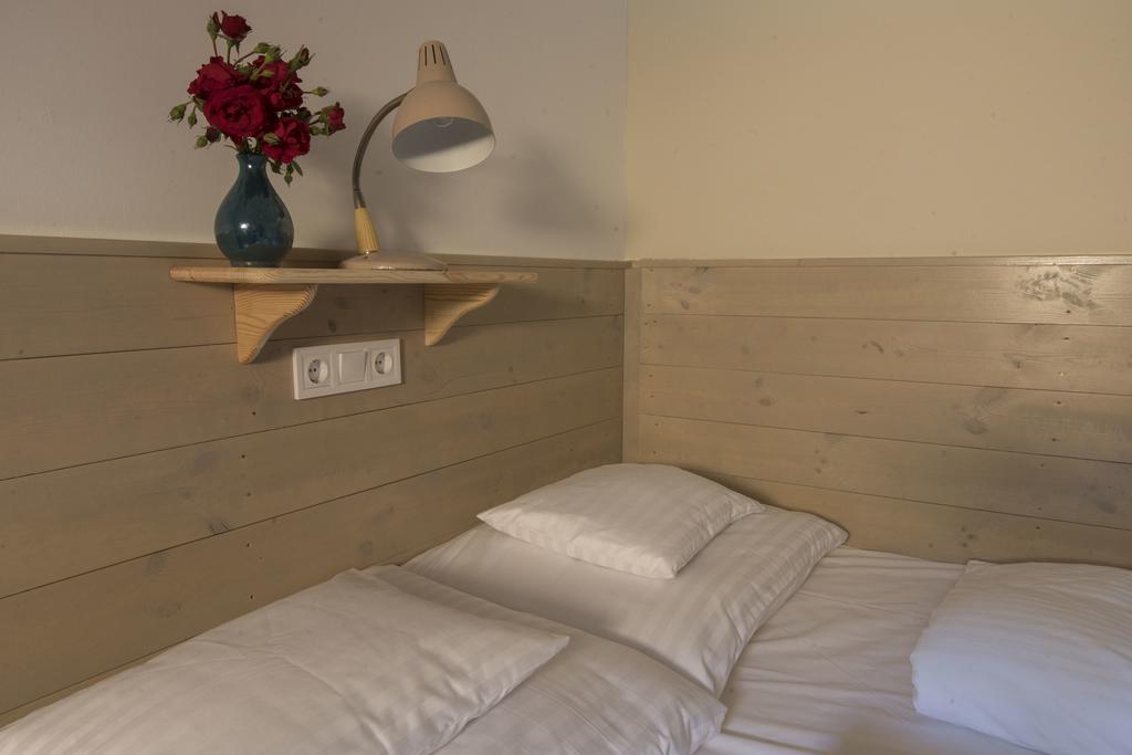 Plitzner Belvárosi Apartmanház Eger Exterior foto